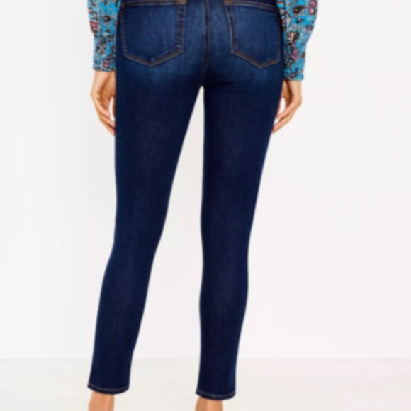 Ann Taylor Loft Dark Denim Curvy Skinny Jeans - Picture 7 of 8